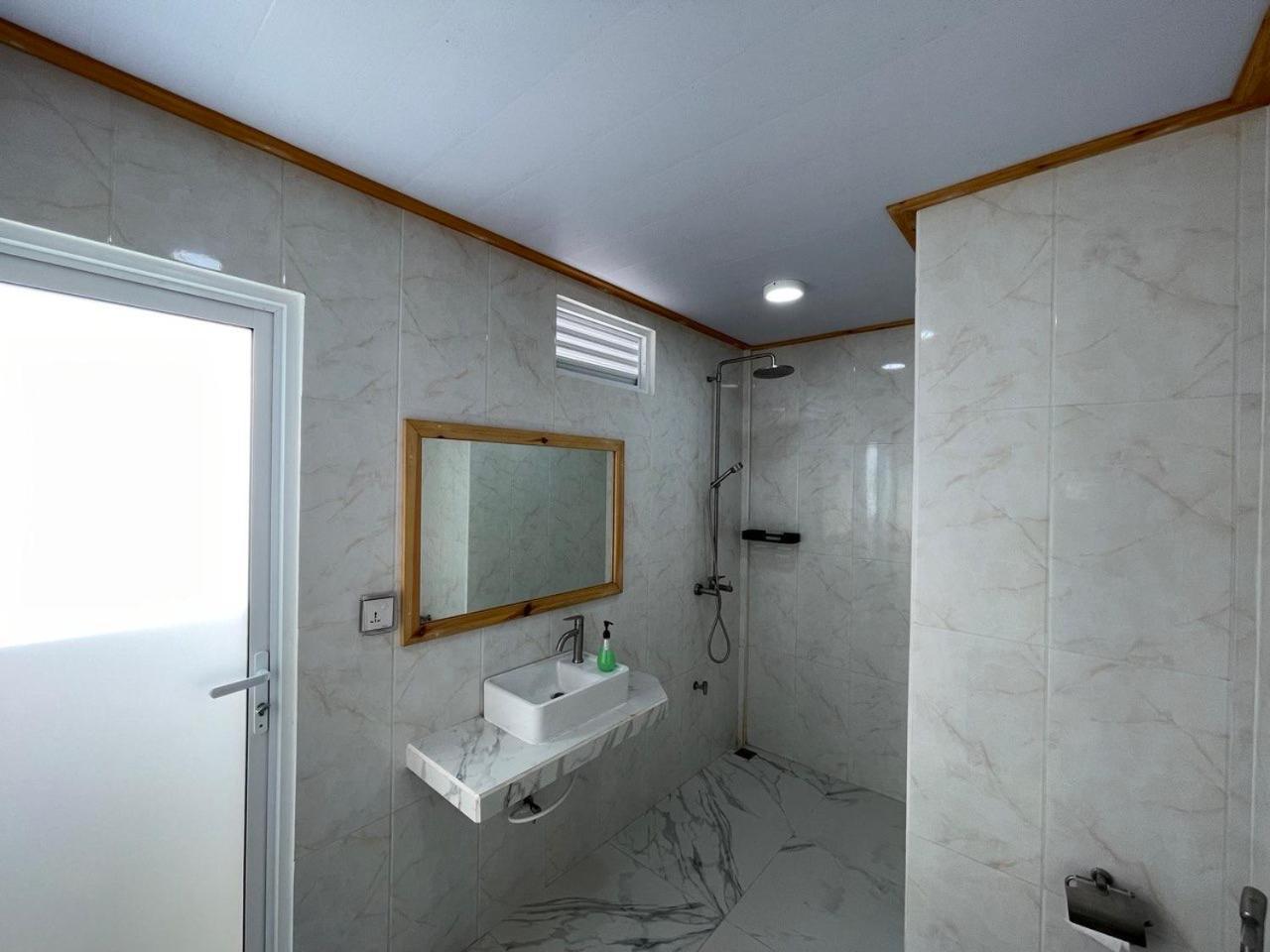 Dacha Thoddoo White Sand 외부 사진