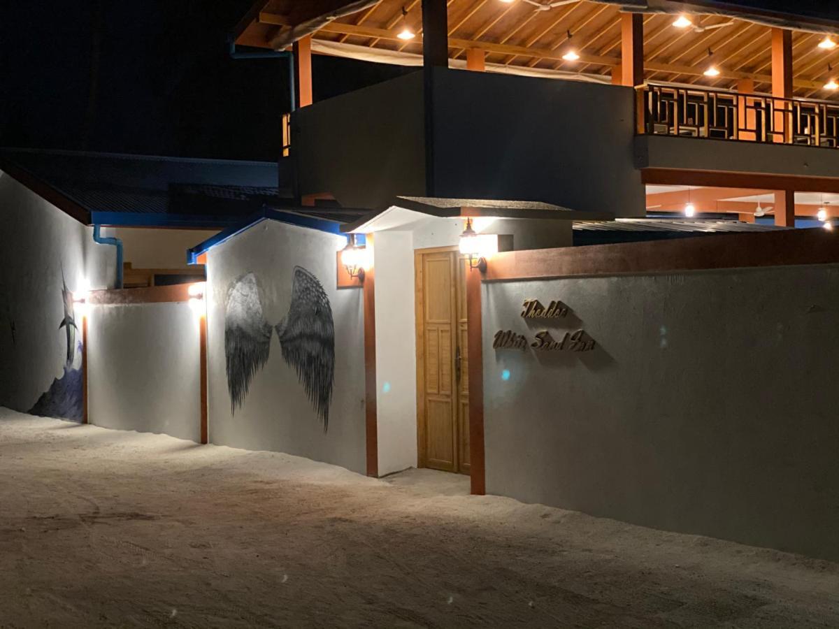 Dacha Thoddoo White Sand 외부 사진